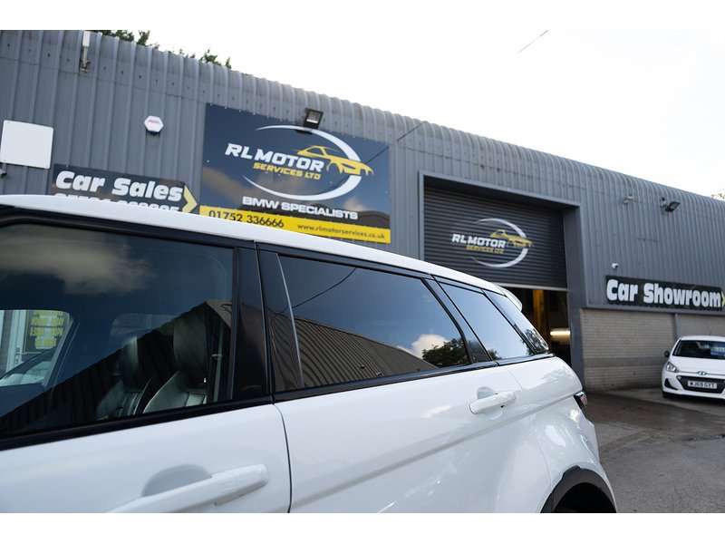 Land Rover 2.2 SD4 Dynamic SUV 5dr Diesel Auto 4WD Euro 5 (190 ps)