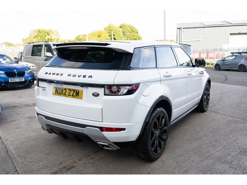 Land Rover 2.2 SD4 Dynamic SUV 5dr Diesel Auto 4WD Euro 5 (190 ps)