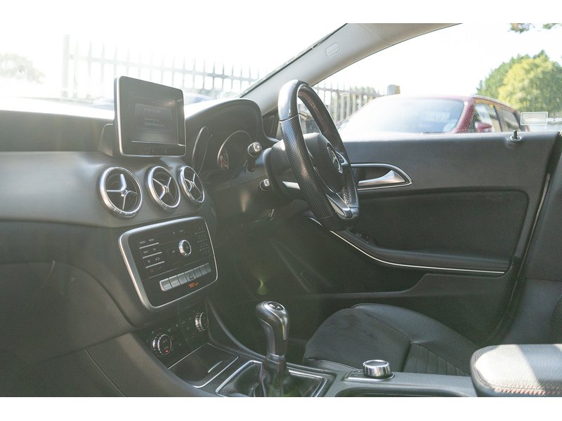 Mercedes-Benz 1.6 CLA180 AMG Line Edition Coupe 4dr Petrol Manual Euro 6 (s/s) (122 ps)