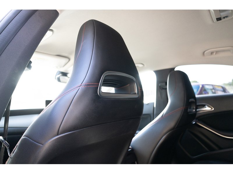 Mercedes-Benz 1.6 CLA180 AMG Line Edition Coupe 4dr Petrol Manual Euro 6 (s/s) (122 ps)