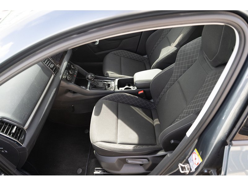 Skoda 1.6 TDI SE SUV 5dr Diesel DSG Euro 6 (s/s) (115 ps)