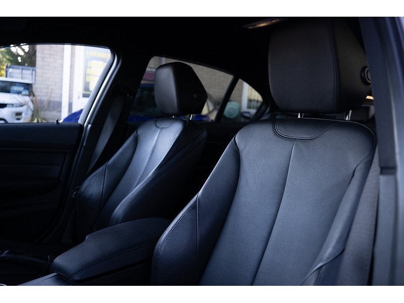 BMW 2.0 320d M Sport Saloon 4dr Diesel Manual Euro 5 (s/s) (184 ps)