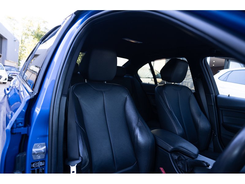 BMW 2.0 320d M Sport Saloon 4dr Diesel Manual Euro 5 (s/s) (184 ps)