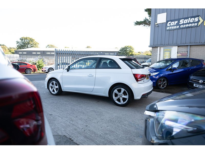 Audi Hatchback Tfsi 1.0 2dr Hatchback Automatic Petrol