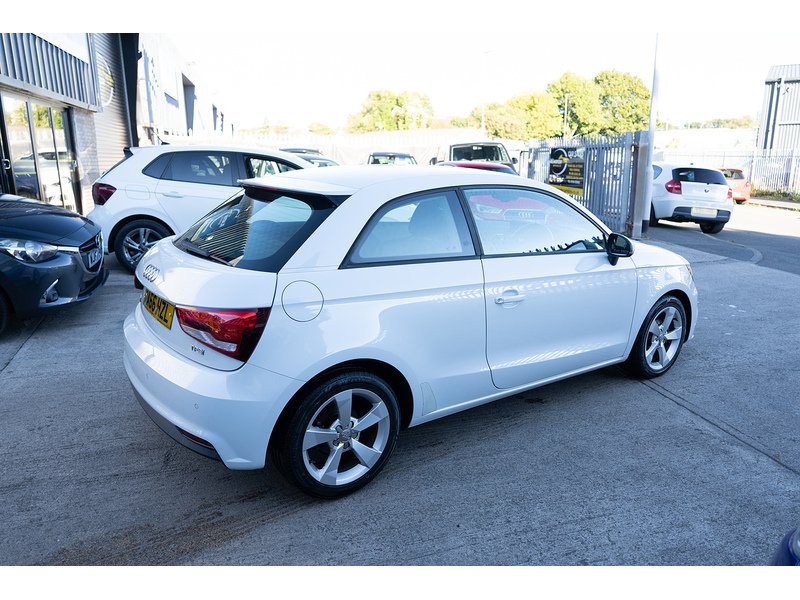 Audi Hatchback Tfsi 1.0 2dr Hatchback Automatic Petrol