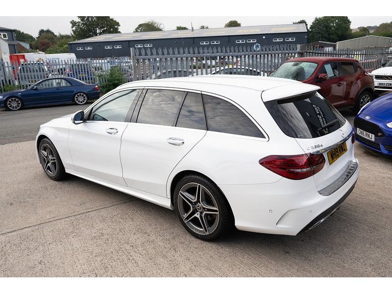 Mercedes-Benz C220d AMG Line 2.0 5dr Estate Automatic Diesel