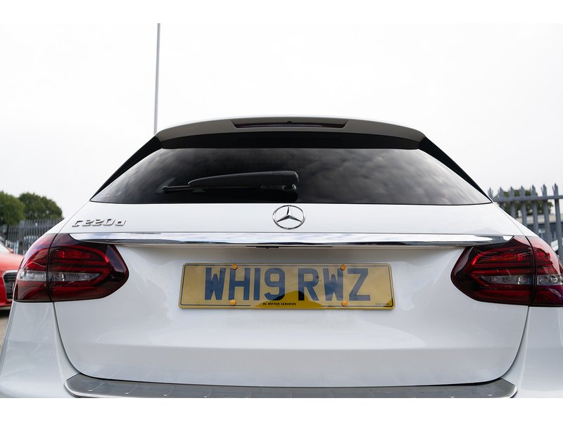 Mercedes-Benz C220d AMG Line 2.0 5dr Estate Automatic Diesel