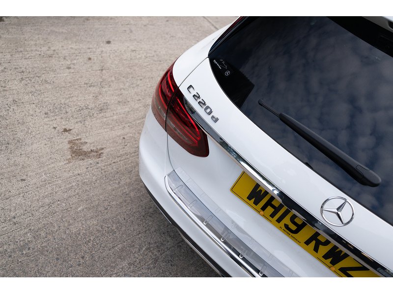 Mercedes-Benz C220d AMG Line 2.0 5dr Estate Automatic Diesel