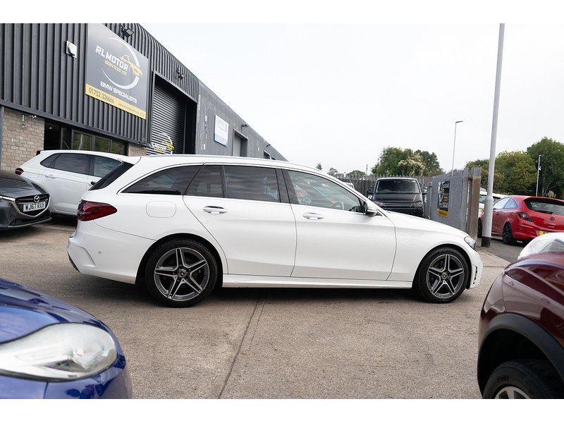 Mercedes-Benz C220d AMG Line 2.0 5dr Estate Automatic Diesel