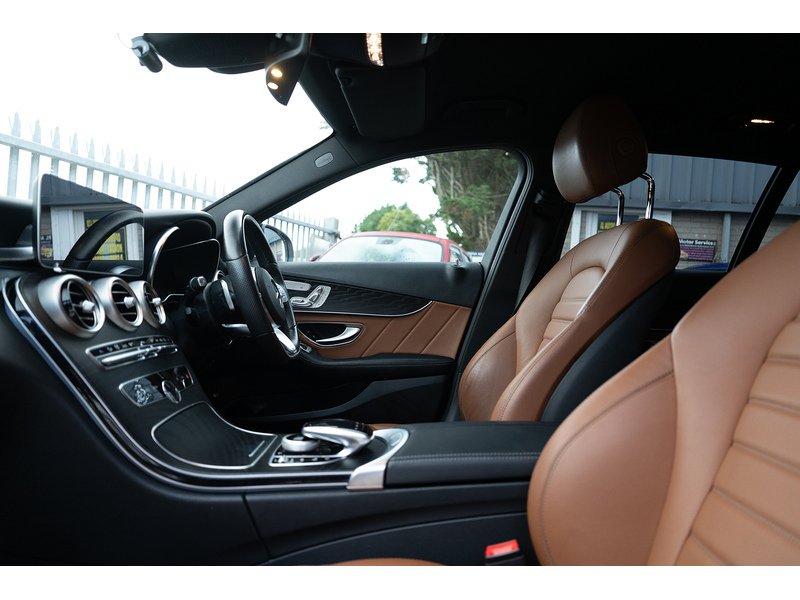 Mercedes-Benz C220d AMG Line 2.0 5dr Estate Automatic Diesel