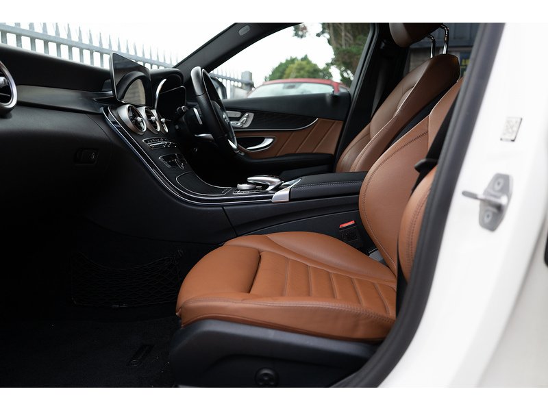 Mercedes-Benz C220d AMG Line 2.0 5dr Estate Automatic Diesel