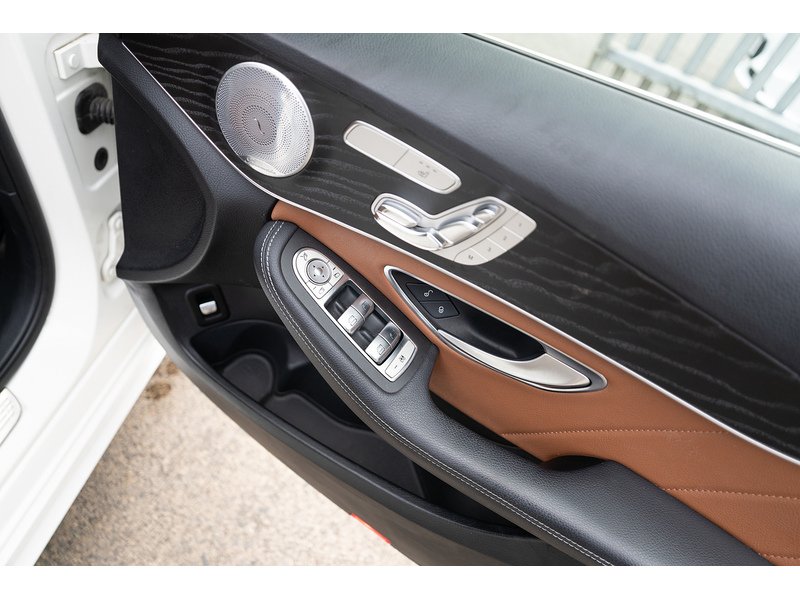 Mercedes-Benz C220d AMG Line 2.0 5dr Estate Automatic Diesel