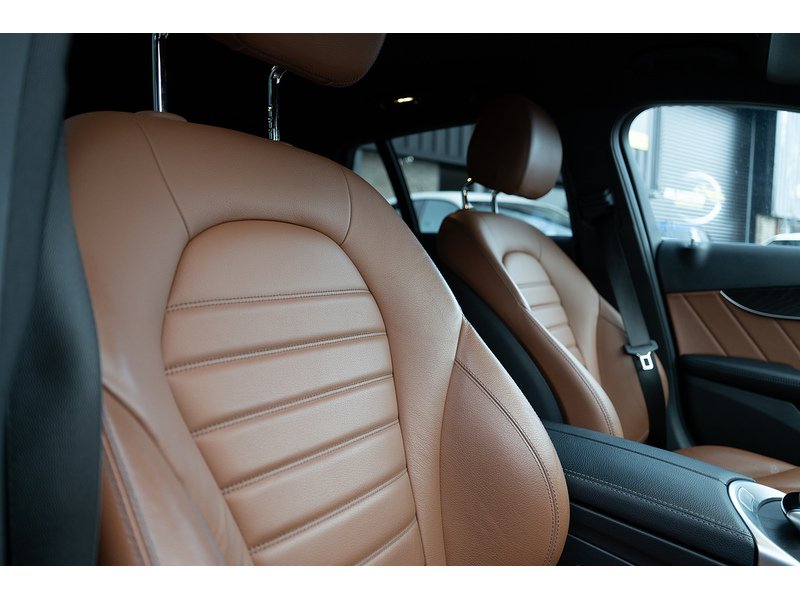Mercedes-Benz C220d AMG Line 2.0 5dr Estate Automatic Diesel