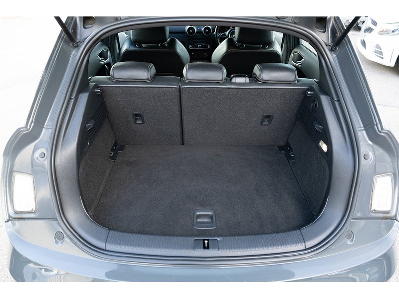 Audi 1.6 TDI S line Sportback 5dr Diesel Manual Euro 6 (s/s) (116 ps)
