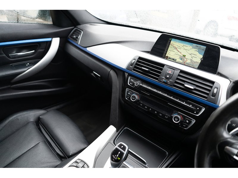 BMW 3.0 335d M Sport Saloon 4dr Diesel Auto xDrive Euro 6 (s/s) (313 ps)