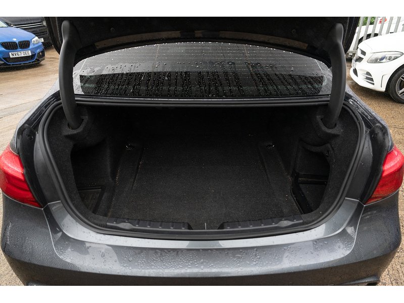 BMW 3.0 335d M Sport Saloon 4dr Diesel Auto xDrive Euro 6 (s/s) (313 ps)