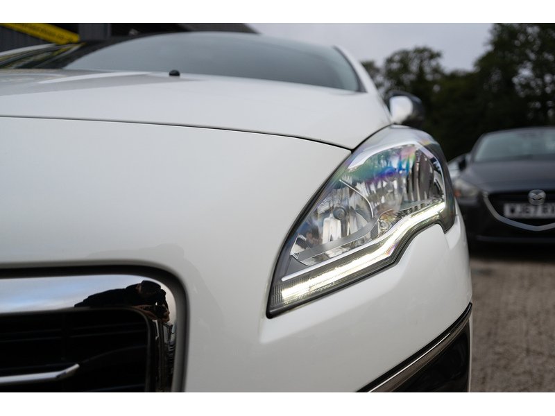 Peugeot 1.6 e-HDi Active SUV 5dr Diesel EGC Euro 5 (s/s) (115 ps)