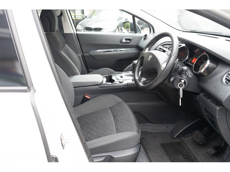 Peugeot 1.6 e-HDi Active SUV 5dr Diesel EGC Euro 5 (s/s) (115 ps)