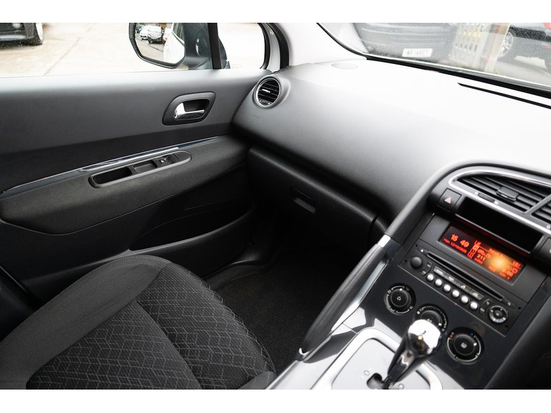 Peugeot 1.6 e-HDi Active SUV 5dr Diesel EGC Euro 5 (s/s) (115 ps)