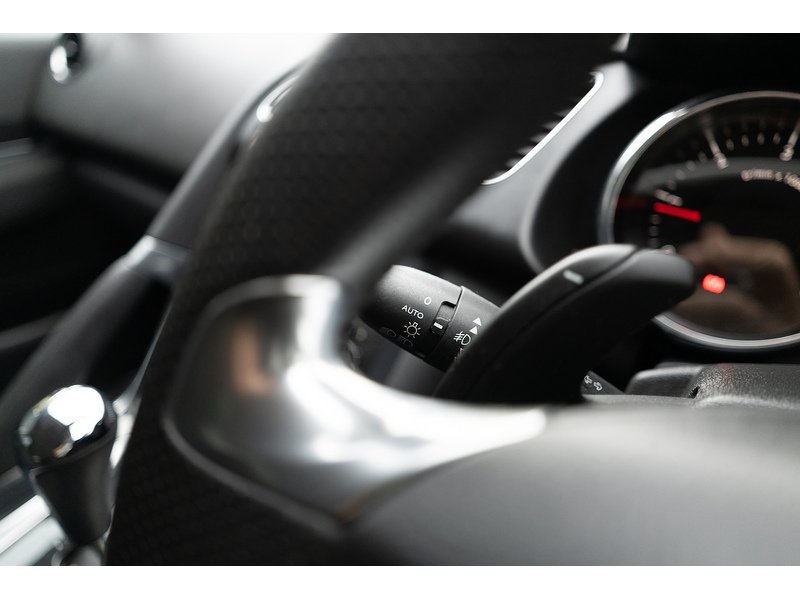 Peugeot 1.6 e-HDi Active SUV 5dr Diesel EGC Euro 5 (s/s) (115 ps)