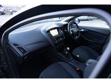 1.0T EcoBoost ST-Line Hatchback 5dr Petrol Manual Euro 6 (s/s) (140 ps)