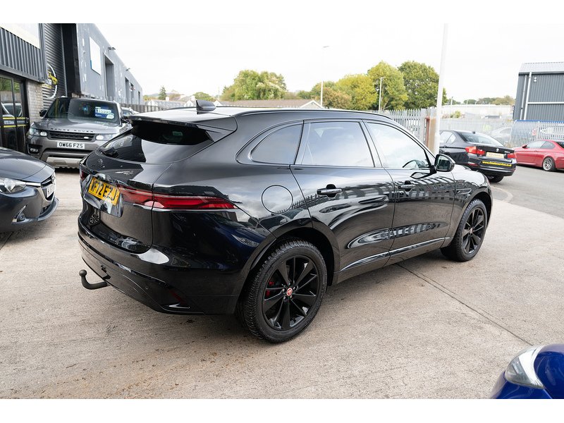 Jaguar 2.0 P250i R-Dynamic Black SUV 5dr Petrol Auto AWD Euro 6 (s/s) (250 ps)