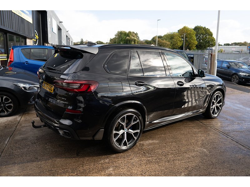 BMW 3.0 30d MHT M Sport SUV 5dr Diesel Hybrid Auto xDrive Euro 6 (s/s) (286 ps)