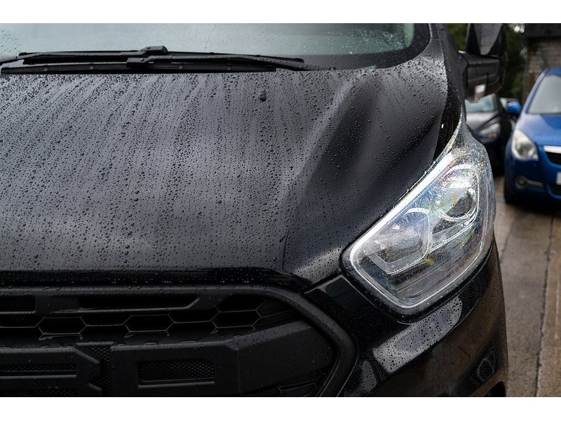 Ford 2.0 300 EcoBlue Limited Panel Van 5dr Diesel Manual L2 H1 Euro 6 (s/s) (170 ps)