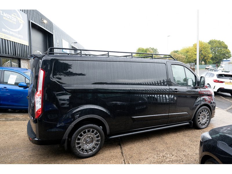 Ford 2.0 300 EcoBlue Limited Panel Van 5dr Diesel Manual L2 H1 Euro 6 (s/s) (170 ps)