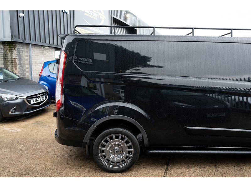 Ford 2.0 300 EcoBlue Limited Panel Van 5dr Diesel Manual L2 H1 Euro 6 (s/s) (170 ps)