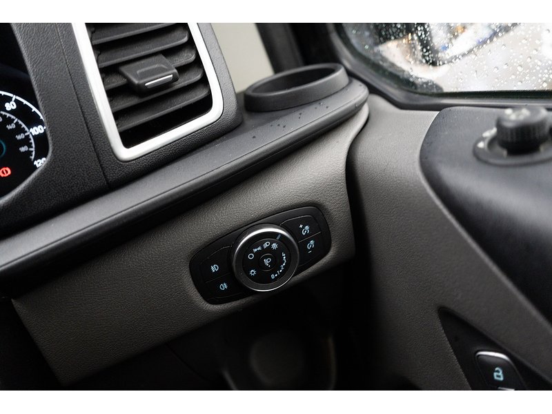 Ford 2.0 300 EcoBlue Limited Panel Van 5dr Diesel Manual L2 H1 Euro 6 (s/s) (170 ps)