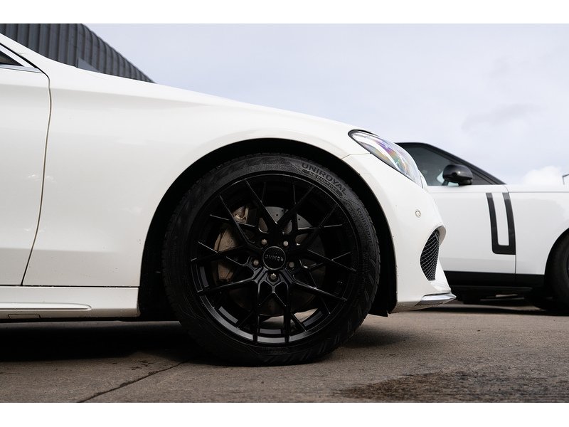 Mercedes-Benz 2.1 C300dh BlueTEC AMG Line Saloon 4dr Diesel Hybrid G-Tronic+ Euro 6 (s/s) (231 ps)