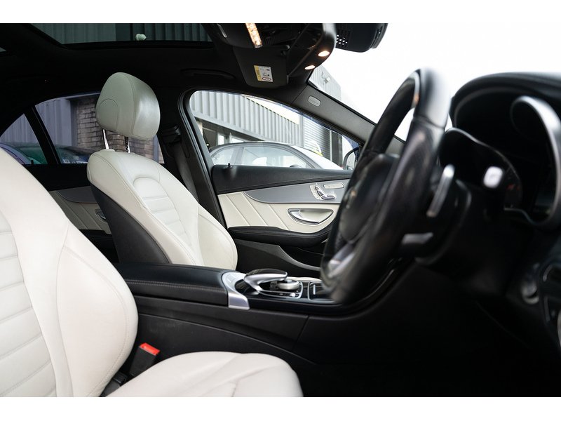 Mercedes-Benz 2.1 C300dh BlueTEC AMG Line Saloon 4dr Diesel Hybrid G-Tronic+ Euro 6 (s/s) (231 ps)