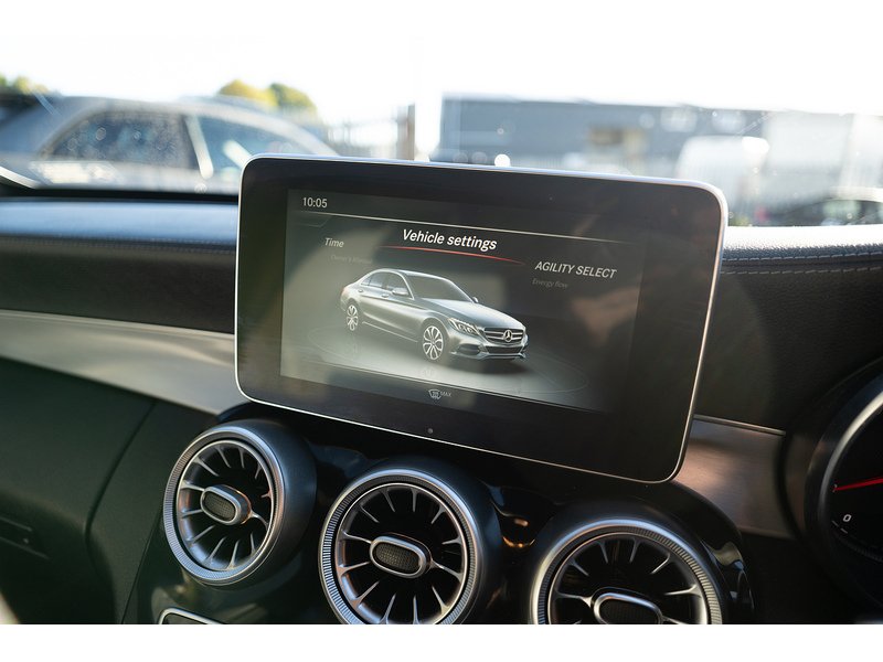 Mercedes-Benz 2.1 C300dh BlueTEC AMG Line Saloon 4dr Diesel Hybrid G-Tronic+ Euro 6 (s/s) (231 ps)