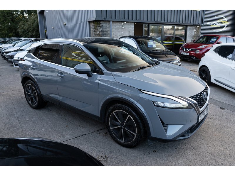 Nissan 1.3 DIG-T MHEV Tekna SUV 5dr Petrol Hybrid Manual Euro 6 (s/s) (140 ps)