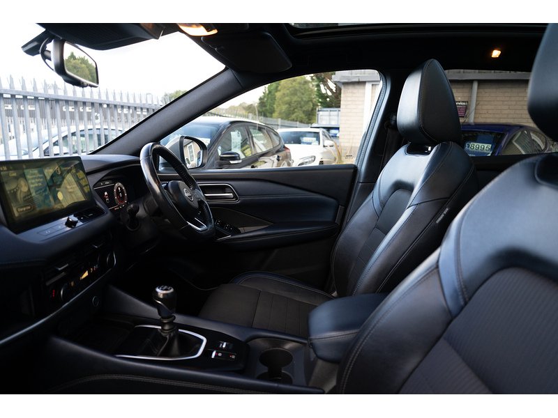 Nissan 1.3 DIG-T MHEV Tekna SUV 5dr Petrol Hybrid Manual Euro 6 (s/s) (140 ps)