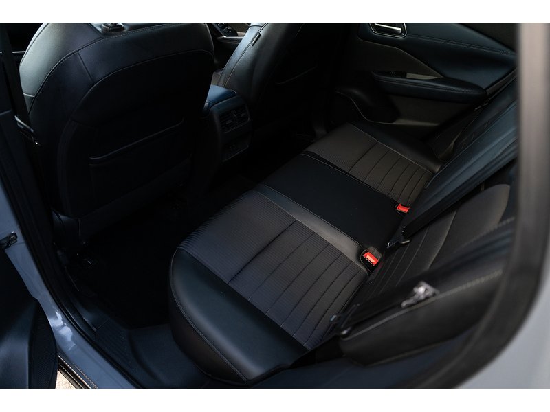 Nissan 1.3 DIG-T MHEV Tekna SUV 5dr Petrol Hybrid Manual Euro 6 (s/s) (140 ps)