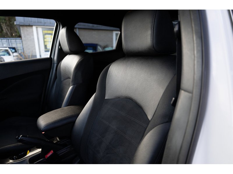 Nissan 1.5 dCi N-Connecta SUV 5dr Diesel Manual Euro 6 (s/s) (110 ps)