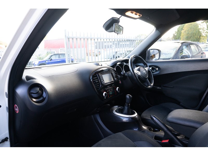 Nissan 1.5 dCi N-Connecta SUV 5dr Diesel Manual Euro 6 (s/s) (110 ps)