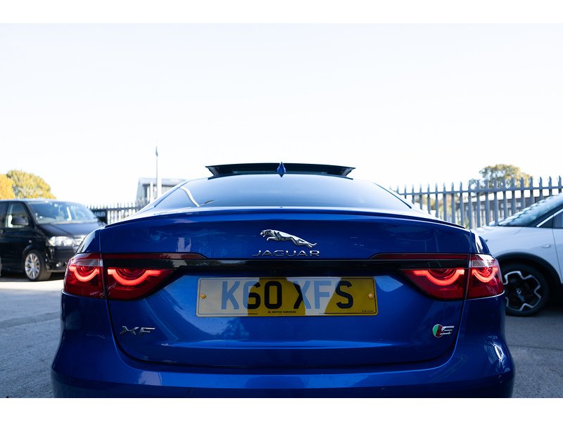 Jaguar 3.0d V6 S Saloon 4dr Diesel Auto Euro 6 (s/s) (300 ps)