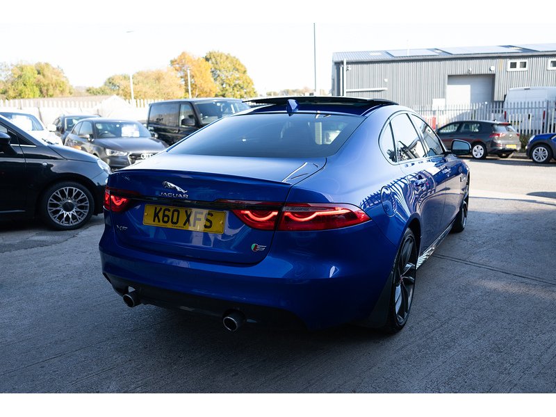 Jaguar 3.0d V6 S Saloon 4dr Diesel Auto Euro 6 (s/s) (300 ps)