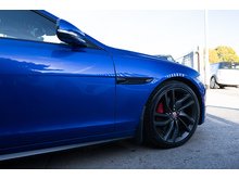 3.0d V6 S Saloon 4dr Diesel Auto Euro 6 (s/s) (300 ps)