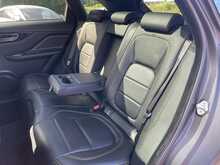 Jaguar F-PACE 2.0 P300 300 Sport SUV 5dr Petrol Auto AWD Euro 6 (s/s) (300 ps)