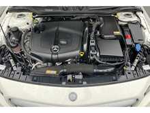Mercedes-Benz 2.1 GLA200d AMG Line (Premium Plus) SUV 5dr Diesel Manual Euro 6 (s/s)