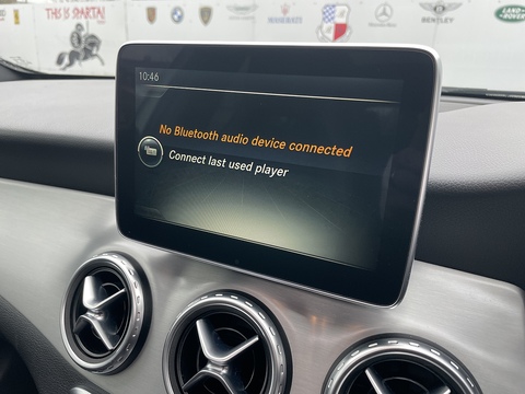 2.1 GLA200d AMG Line (Premium Plus) SUV 5dr Diesel Manual Euro 6 (s/s) (136 ps)