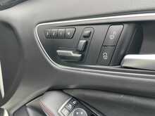 Mercedes-Benz 2.1 GLA200d AMG Line (Premium Plus) SUV 5dr Diesel Manual Euro 6 (s/s)