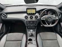 Mercedes-Benz 2.1 GLA200d AMG Line (Premium Plus) SUV 5dr Diesel Manual Euro 6 (s/s)