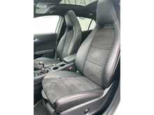 Mercedes-Benz 2.1 GLA200d AMG Line (Premium Plus) SUV 5dr Diesel Manual Euro 6 (s/s)
