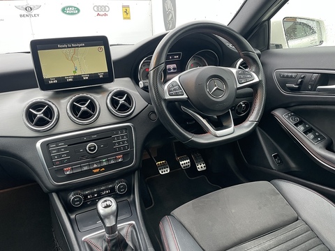 2.1 GLA200d AMG Line (Premium Plus) SUV 5dr Diesel Manual Euro 6 (s/s) (136 ps)