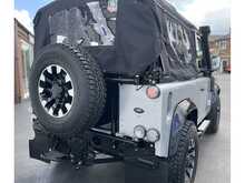 Land Rover Defender 90 2.2 TDCi XS SUV Double Cab 3dr Diesel Manual 4WD SWB Euro 5 (122 ps)